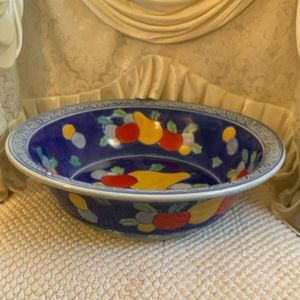 LARGE CERAMIC BOWL